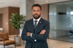 Dr. Bruno Carvalho